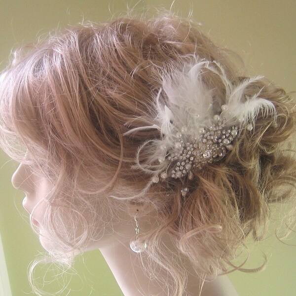 Rhinestone & Pearl Bridal Hair Pin with Ivory feathers- Bridal Hair piece- Wedding Hair Accessory- Fascinator