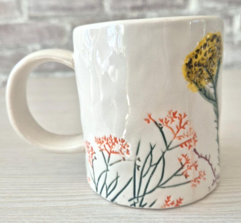 Anthropologie Dagny Hand Painted INITIAL C Monogram Stoneware Mug Botanical afbeelding 5