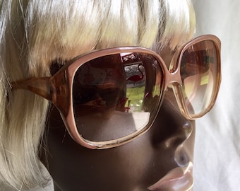 Vintage Foreign Intrige SUNGLASSES 1980er Jahre Übergroße Ovale Rahmen NOS mit originalem Tag PINK Glasses Brillen Rose Gold