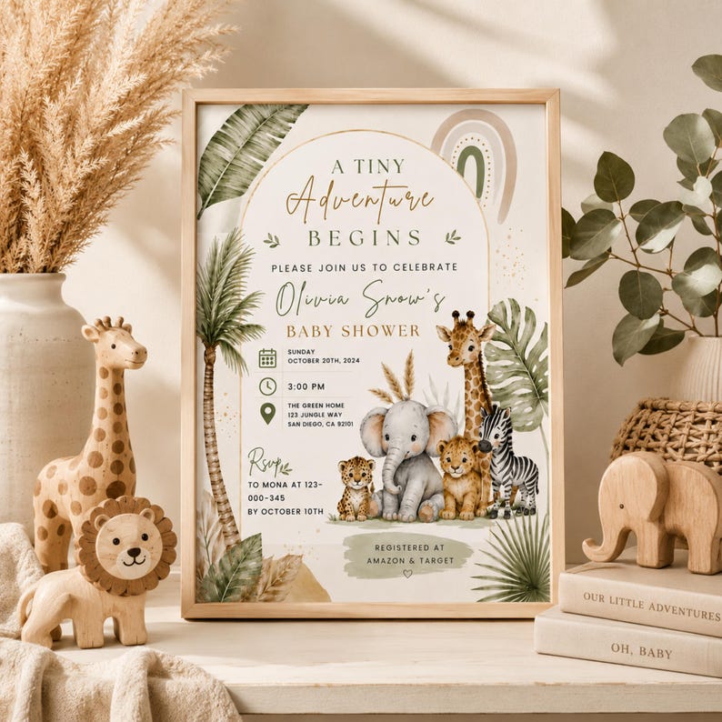 Puede incluir: Un cartel de invitaci&oacute;n para baby shower enmarcado con animales de la selva en acuarela: jirafa, elefante, le&oacute;n y cebra. El texto dice A Tiny Adventure Begins, Olivia Snow's Baby Shower, Sunday October 20th, 2024, 3:00 PM, The Green Home, 123 Jungle Way, San Diego, CA 92101.