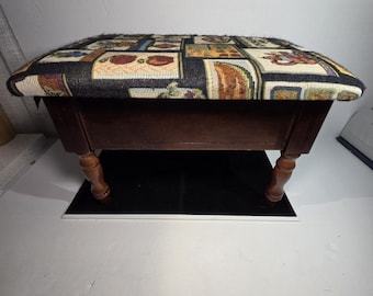 Taburete de costura vintage con tapa abatible, ideal para tapicería y bordado, 24 cm de alto.
