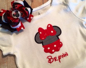 Girl Mouse Pants Design with Personalized Name and bow on a T-Shirt or one-piece outfit