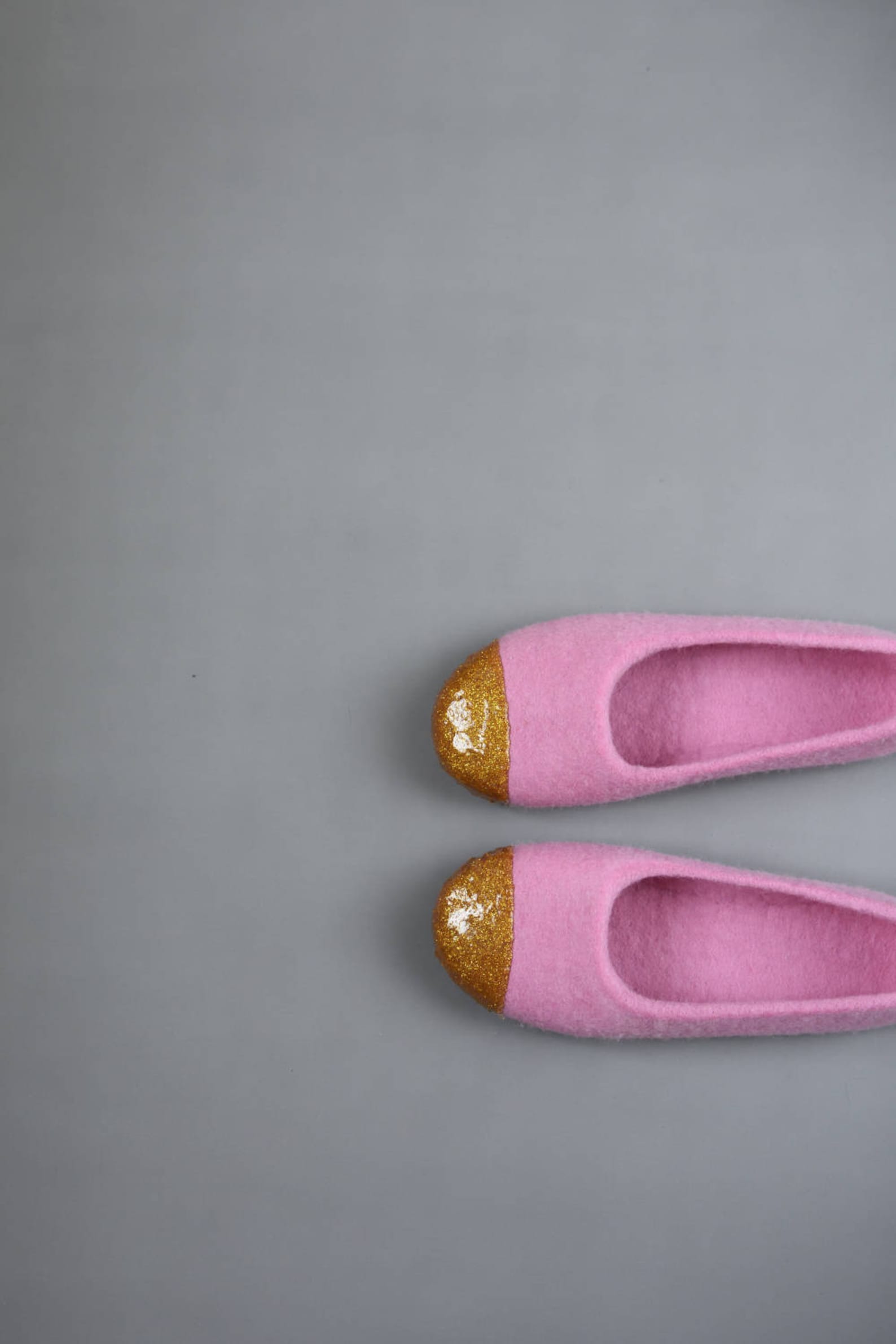 pink felt slippers for women felted ballet flats - felted slippers with gold glitter decoration hand dyed organic wool slippers