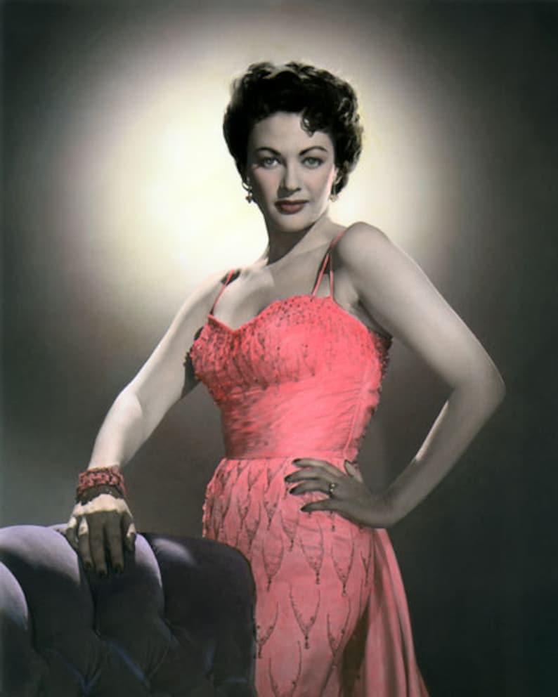 Yvonne De Carlo Bio Body Measurements Net Worth Movie - vrogue.co