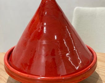 Handgefertigte rote marokkanische Keramik-Tajine – Dekorative Servierschale & traditionelle Wohnaccessoires