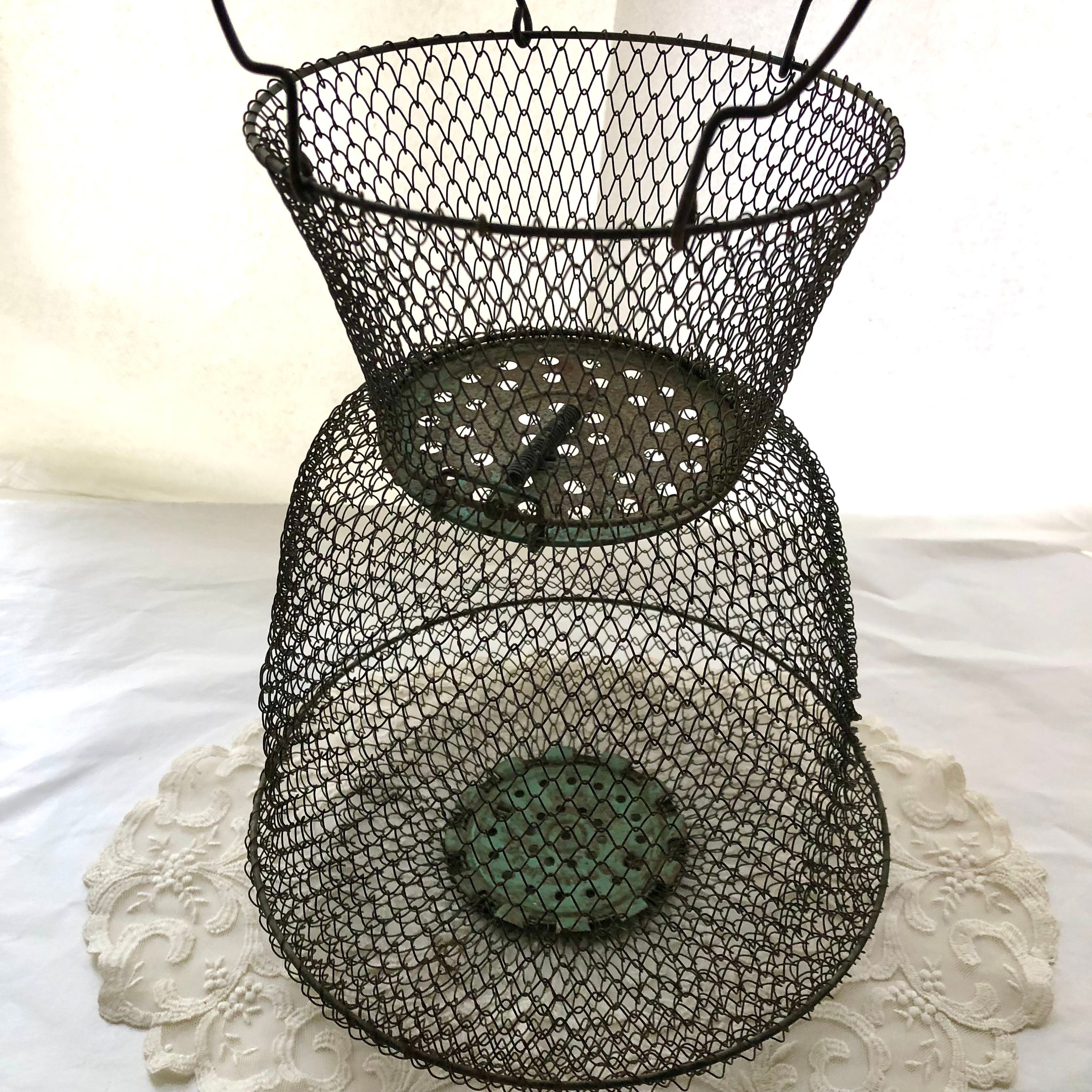 Wire Fishing Basket -  Canada