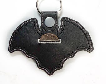 Bat Quarter Keeper Keychain, Aldi Quarter Holder, Black Vinyl Goth Coin Fob, Spooky Cart Token Keyring