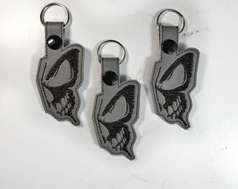 Skull Moth Keychain, Embroidered Vinyl Key Fob, Gothic Backpack Charm, Spooky Gift for Her, Gift for Him