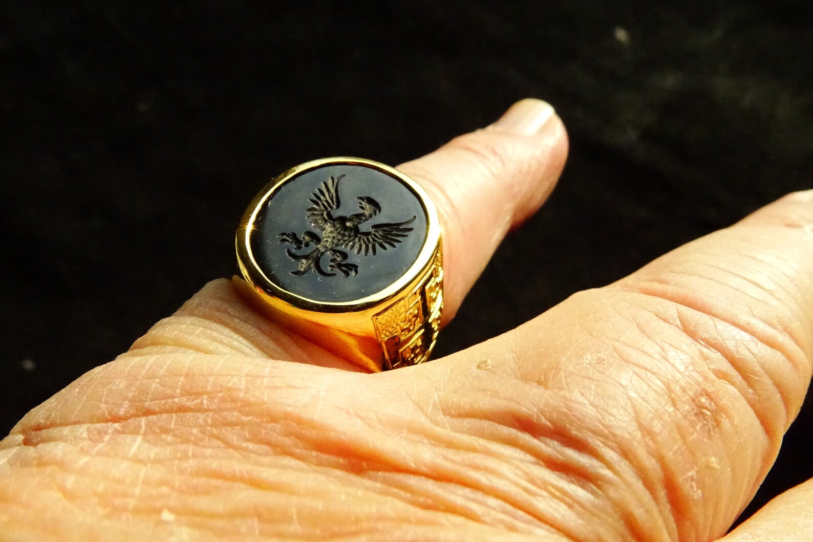 Eagle Ring Heraldic Symbol Hand Engraved Intaglio Gold Etsy