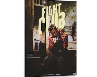 Puede incluir: Un póster de película rectangular de Fight Club que muestra a una persona con una chaqueta de cuero roja encendiendo un cigarrillo. El texto incluye Fight Club, Edward Norton, Brad Pitt, Helena Bonham Carter, A Film By David Fincher y 1999.