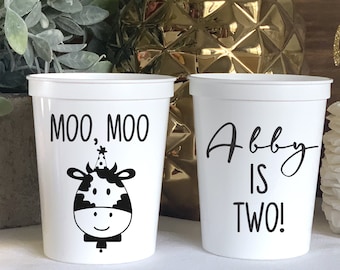 Moo Moo Cow Personalized Stadium Plastic Cups - Birthday Stadium Cups - Birthday Party - Birthday Favor, Party Animal, Cow Birthday