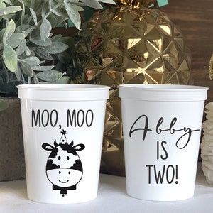 Moo Moo Cow Personalized Stadium Plastic Cups - Birthday Stadium Cups - Birthday Party - Birthday Favor, Party Animal, Cow Birthday