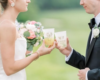 Personalized Wedding Cups: Custom Dog Illustration - Frosted Plastic