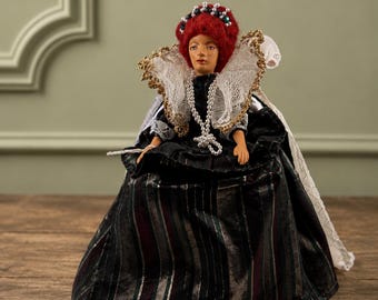 Regal Tudor Court Lady Doll – Renaissance Queen – Vintage Royal Figurine – Pearl Headdress