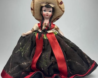 Vintage Volkskunst Souvenir Puppe | Handgemaltes Gesicht | Traditionelle Sombrero-Kleiderpuppe