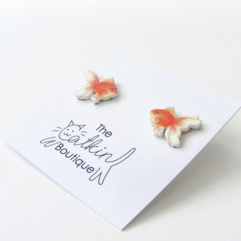 Goldfish earrings, gold fish studs, goldfish jewellery, gift for fish lover. 画像 3