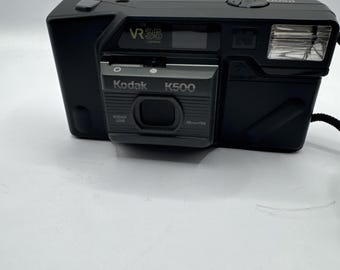 Kodak K500 VR35 Filmkamera mit Kodar Objektiv, eingebauter Blitz, Tasche