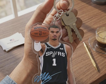 Victor Wembanyama Basketball Acrylic Keychain, San Antonio Spurs Keychain, Sports Player Keychains, Basketball Lover Gift