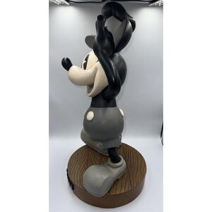 Disney Steamboat Willie Mickey Mouse grande figurine de collection en résine 2001 image 18