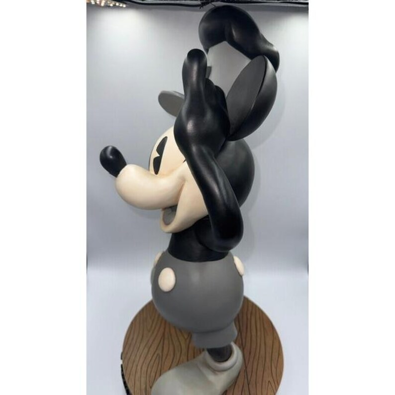 Disney Steamboat Willie Mickey Mouse grande figurine de collection en résine 2001 image 20