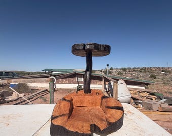 Mesa de apoio/prateleira