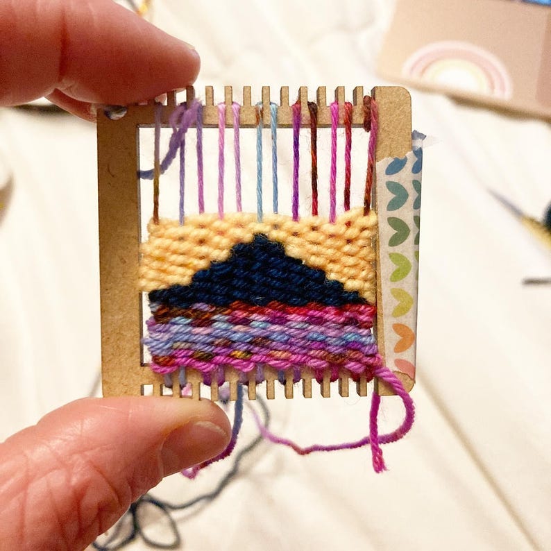 Mini Square Loom Kit, Craft Kit Weaving. Mini Loom Kit With Tin - Etsy