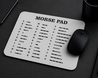 Tapis de souris en code Morse — Tableau de référence complet de l'alphabet et des chiffres | Cadeau radio amateur | Accessoire de bureau | Décoration de bureau