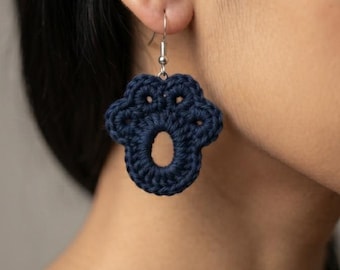 Crochet Paw Print Earrings Pattern PDF, Cat or Dog Paw Jewelry Tutorial, Easy Animal Earrings Crochet Pattern, Beginner Thread Crochet Gift