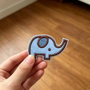 Embroidered Blue Elephant Patches, Floral Appliqués for Denim Backpacks.