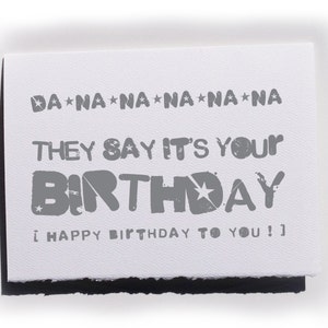 da na na na na na aniversário [cartão de aniversário]
