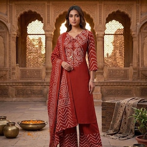 red bandhani dupatta dress Red Bandhani Dupatta