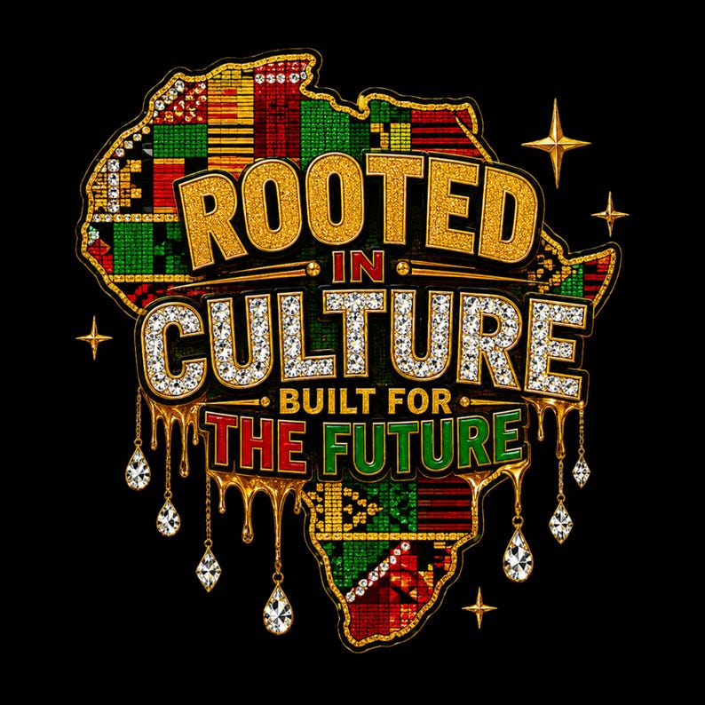 Peut inclure: Un design graphique avec le texte ROOTED IN CULTURE BUILT FOR THE FUTURE superpos&eacute; sur une carte de l'Afrique remplie d'un motif &agrave; grille rouge, vert et jaune. Le texte est rendu avec des textures dor&eacute;es et diamant&eacute;es avec des gouttes dor&eacute;es.