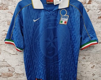 1996 Italy Nike Premier Football Jersey (Size M) – Azzurri Retro Shirt
