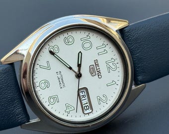 Seiko 5 japan Day Date 17 Steine weißes Zifferblatt S-78