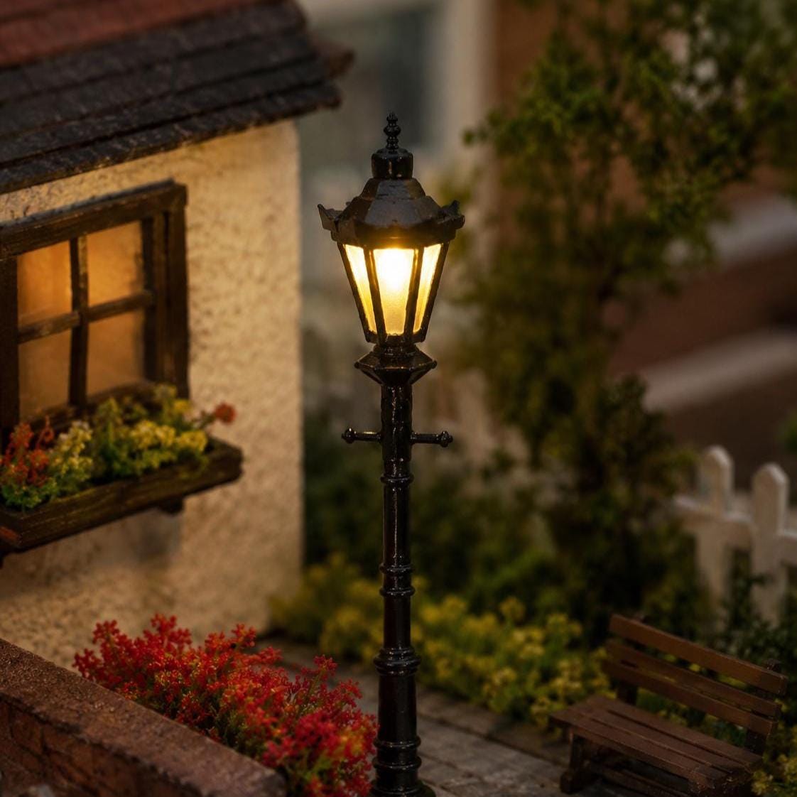 Lot De 4 Mini Lampadaires De Noël En ABS – Réverbères LED Pour Village Miniature, Maison De Poupée, 12 Cm, Piles AAA, Imperméables