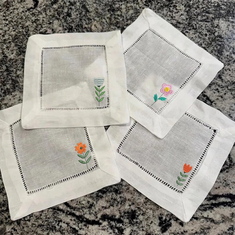 Mini Floral Machine Embroidery Design Bundle, Satin Stitch Flower ...