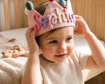 Gepersonaliseerde verjaardagskroon voor baby's • Cadeau voor de eerste verjaardag • Handgemaakte katoenen feestmuts • Herinnering aan de eerste verjaardag