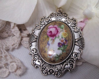 Anniversary China Jewelry Rose Vintage Cameo Necklace Pendant Victorian Style Cameo