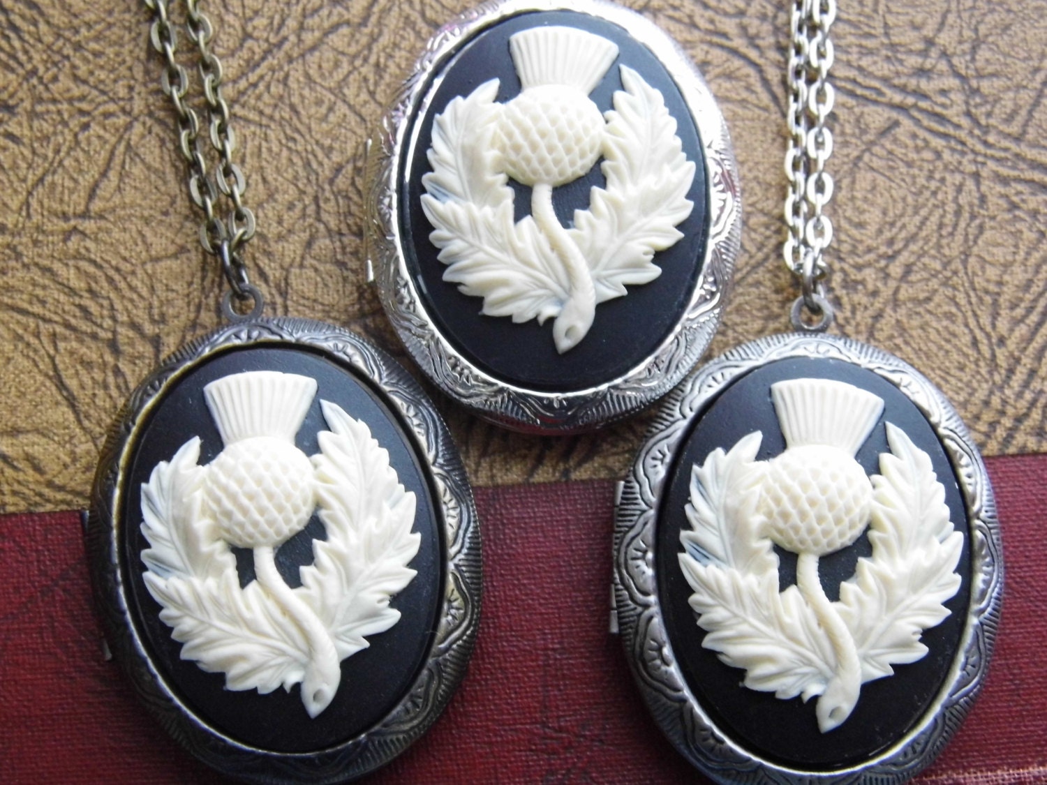 Scottish Thistle Locket Victorian Cameo Ladies Art Etsy