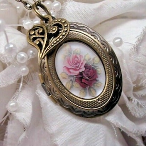 rose Bronze Antique Gold Memorial Antique locket Urn Spirit Necklace - Keepsake for loved ones - Good luck
