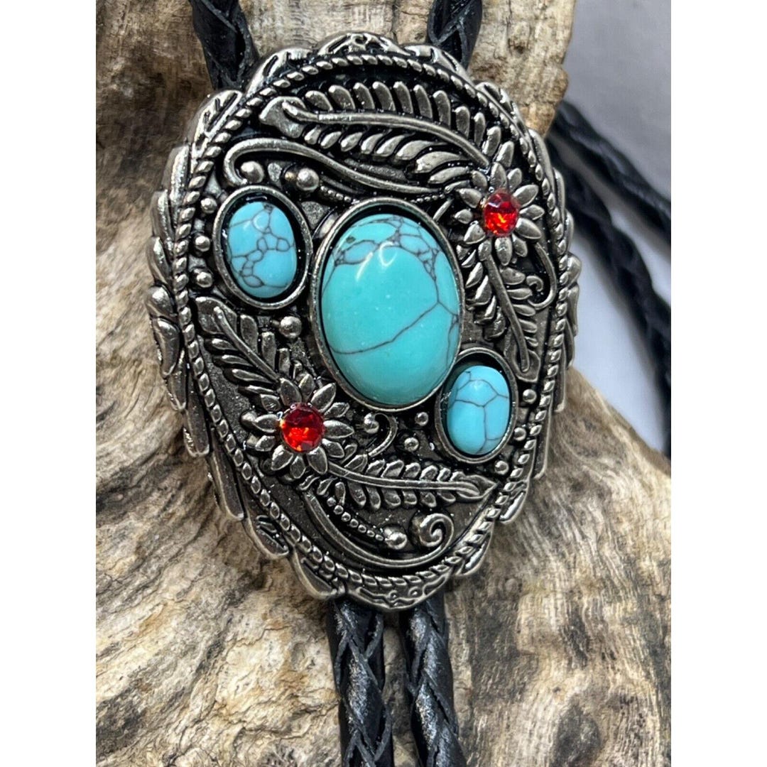 Rockabilly Boho Cowboy Turquoise Bolo Tie Necklace Concho Western