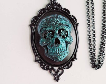 Green Iridescent Sugar Skull Gothic Rockabilly Cameo Black Necklace Pendant Victorian Jewelry