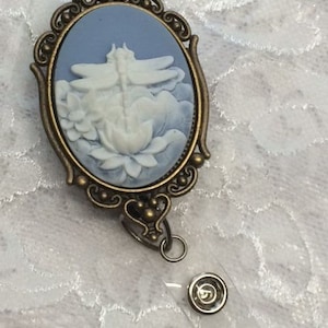 FANCY bronce insignia carrete retráctil ID Titular gafas tarjeta clave profesor médico enfermera azul dragonfly dragón mosca