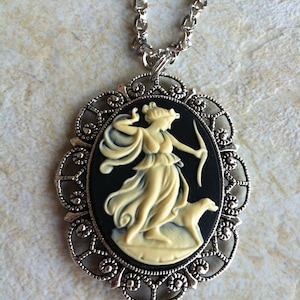Artemis Afrodita renacimiento diosa griega dios carro caballo Cameo collar colgante Vintage estilo victoriano Cameo bufanda bolso encanto