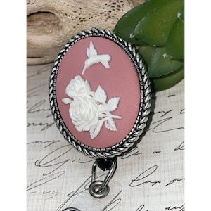 Hummingbird PINK Cameo Intrekbare haspel ID-kaart Badgehouder Sleutelhanger Rose
