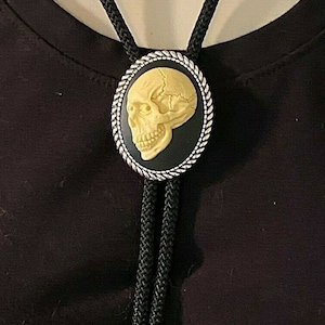 Cracked Skull Cameo Pendant Bolo Silver Tip Lariat Tie Gothic Rockabilly Unisex Steampunk Jewelry