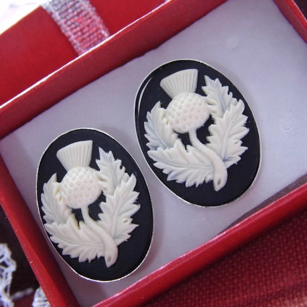 Black & White Scottish Scotland Thistle Cameo Silver Plated Kitsch art designer Cameo Cufflinks Mens or Ladies