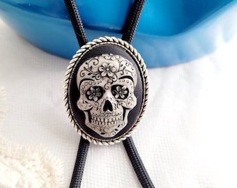 Black Sugar Skull Silver Tip Black Western Southwest Bolo Tie Necklace Pendant neck