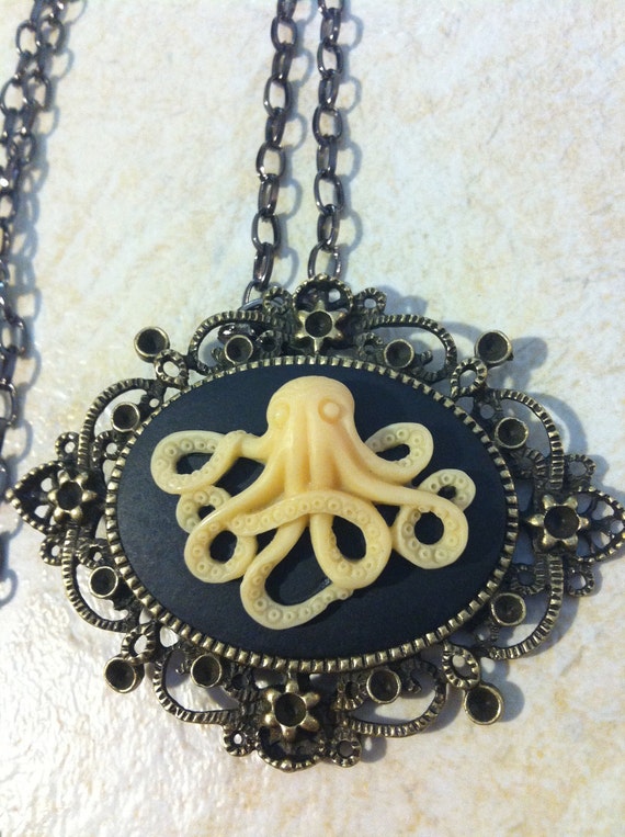 Large Steampunk Octopus Pendant - Antiqued Bronze Kraken Necklace, Alloy, BR-OCT Model