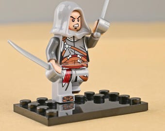 Minifigura de Altair Ibn-La'Ahad de Assassin's Creed, Maestro Fundador y Mentor, Juguete de Héroe Legendario, Regalo Único para Hijo o Coleccionista.